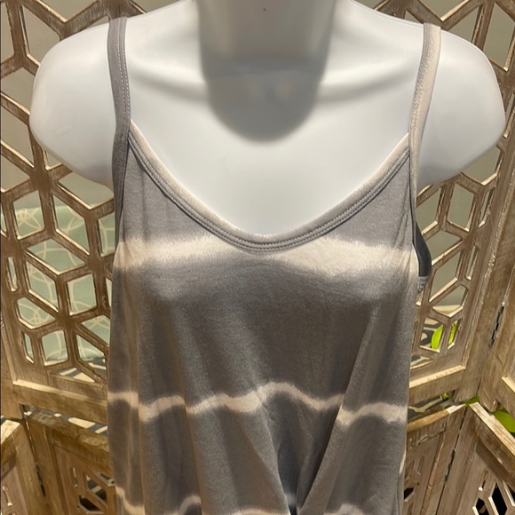 7th Ray Gray and White Tie-Dye Striped Women's Twist Tank Top size M - Picture 2 of 8